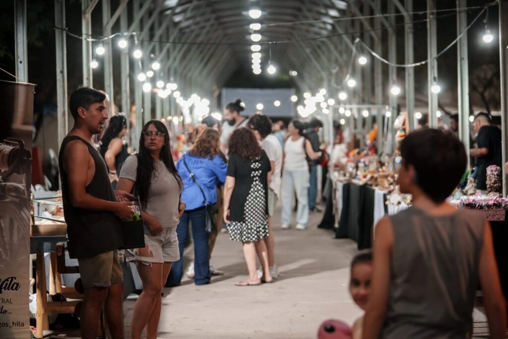 Última jornada del Encuentro Nacional de Artesanos: el Parque Oeste se despide a pura cultura