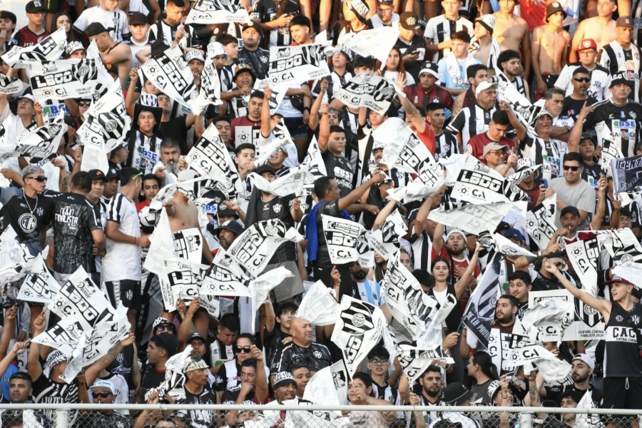 Violencia en el Estadio Único: Un guardia de seguridad terminó hospitalizado tras ser atacado por un hincha