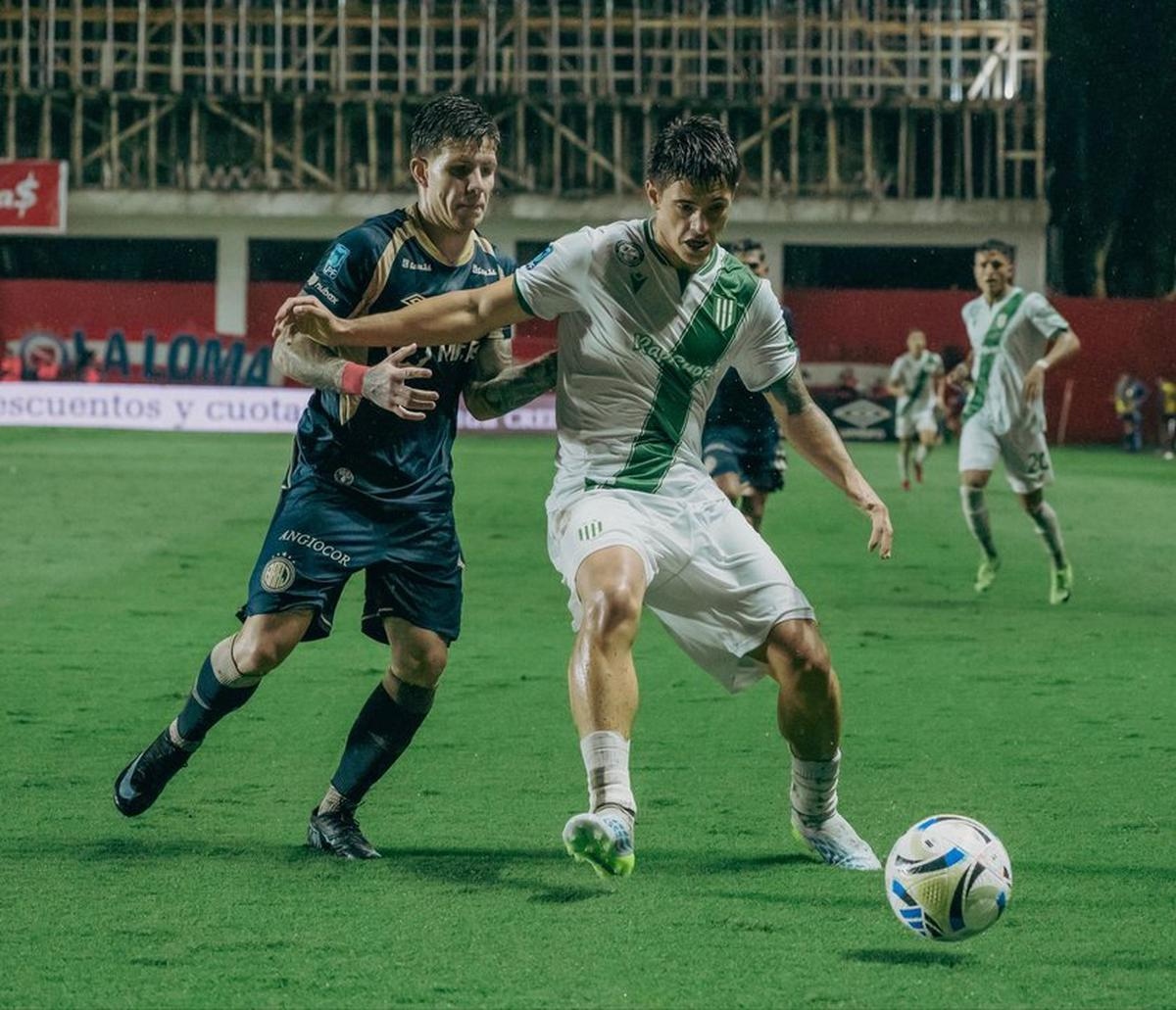 Lluvia de goles: Argentinos venció a Banfield en un partidazo por el Torneo Apertura