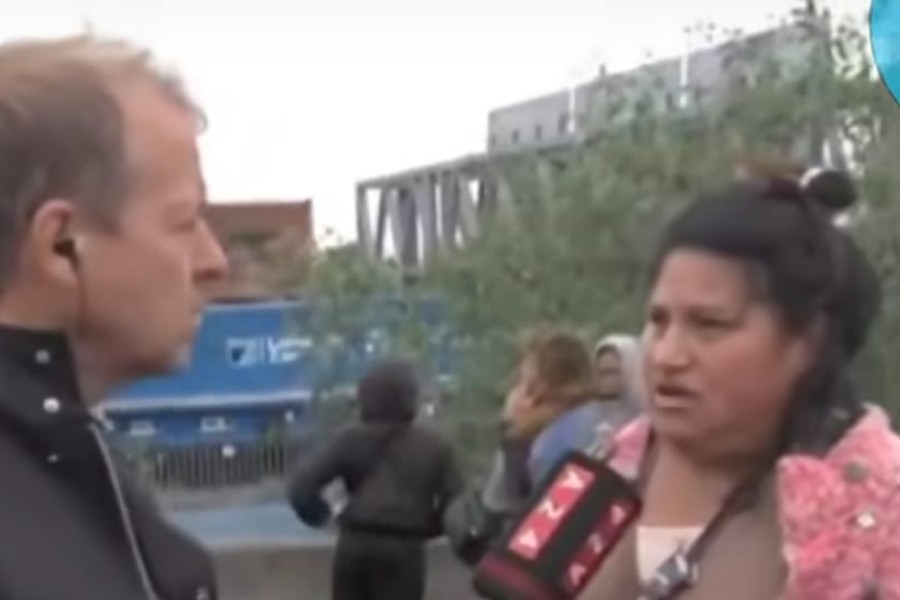 "Hace 25 años que no trabajo Milei, es tu culpa": una mujer apuntó contra el presidente