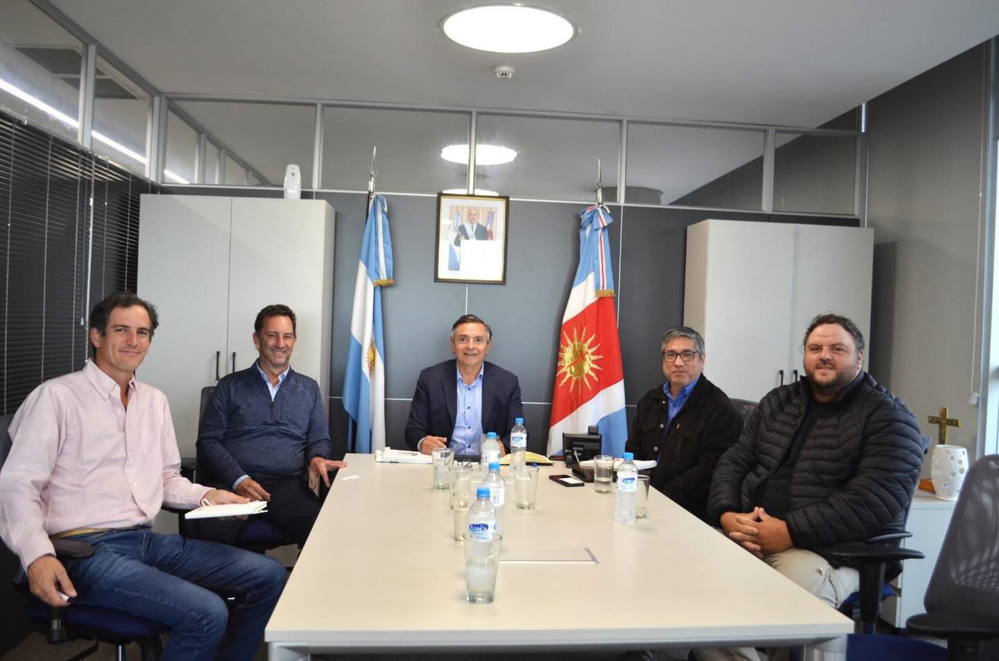 Analizan inversiones y expansión productiva tras reunión con Adeco Agro