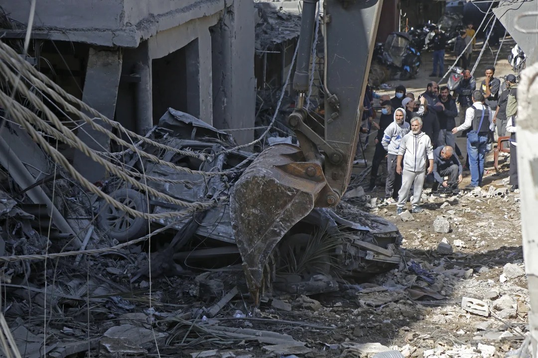 Ataques israelíes en Líbano dirigidos contra Hezbolá dejan 112 muertos y más de 800 heridos