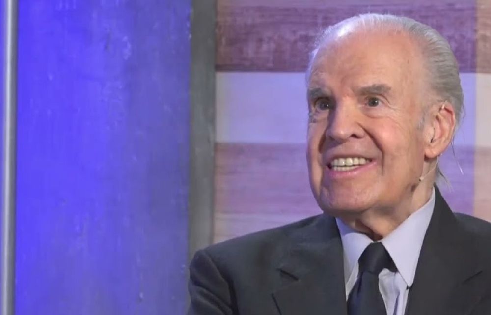 Murió Julio Ricardo, histórica voz del periodismo deportivo argentino