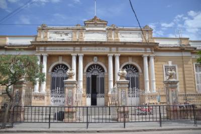 Estupor en la comunidad educativa del Colegio Absalón Rojas por las amenazas escritas en las paredes de uno de sus baños