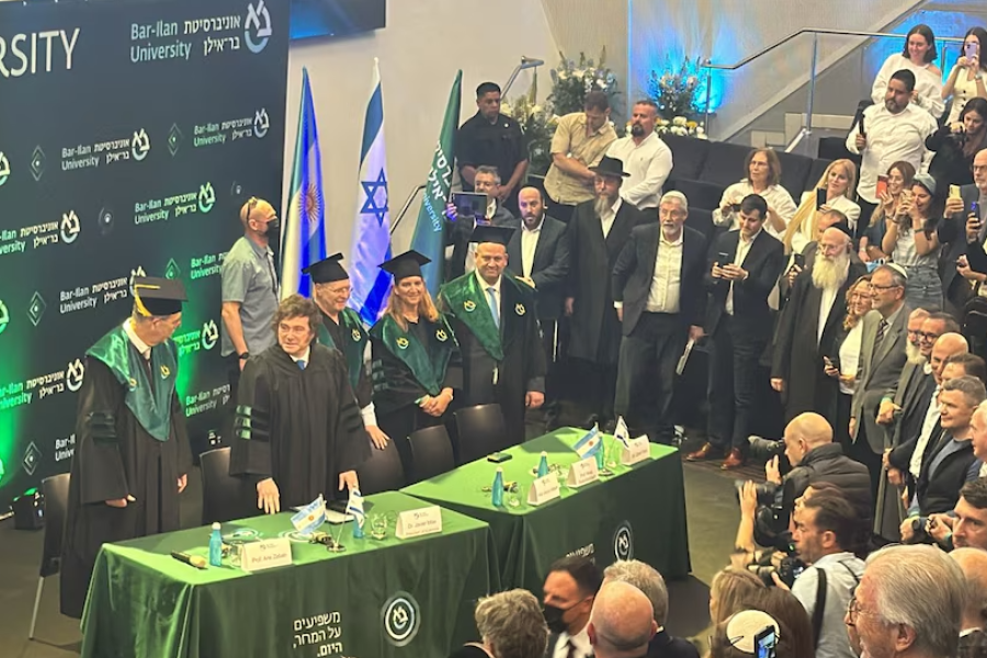 Milei recibió un doctorado en Israel y lanzó duras definiciones: "Con determinadas culturas no vamos a poder convivir"