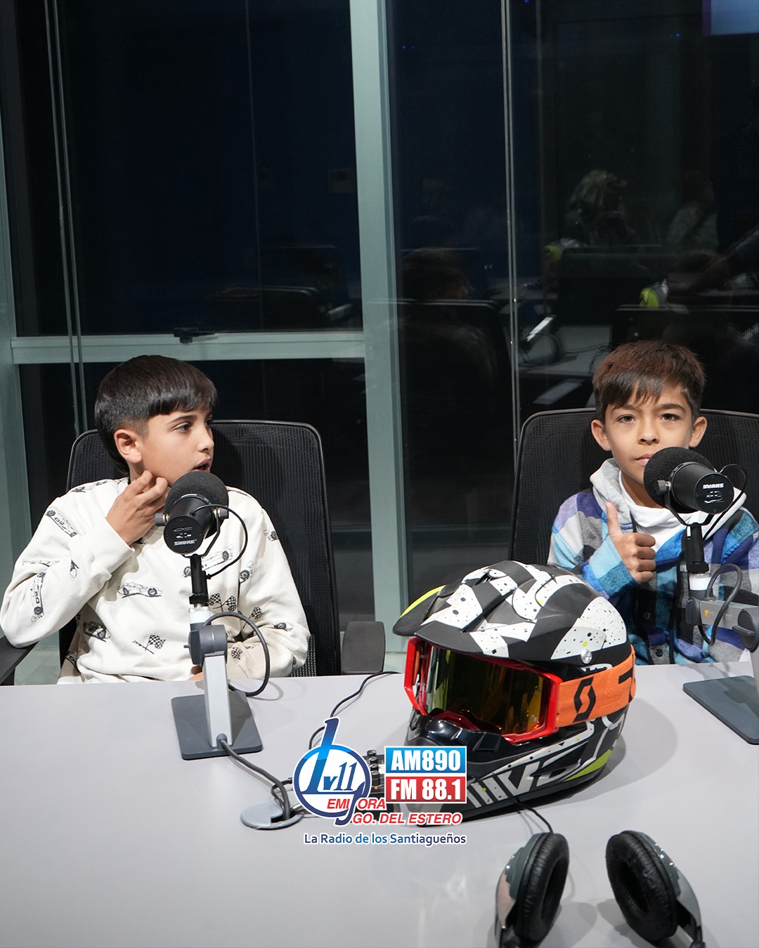Pequeños gigantes del asfalto: Nicolás Barrionuevo y Mateo Teseyra, las promesas del motociclismo que brillan en el CAM