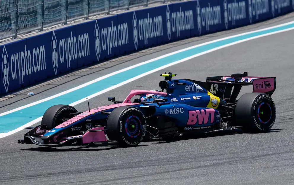 Franco Colapinto completó la carrera Sprint en Miami: el argentino fue décimo en una jornada dominada por McLaren